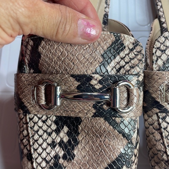 (Z1) Steve Madden Royals Mule Blush
Women's Tan Brown Snake Print 9 - Picture 8 of 11